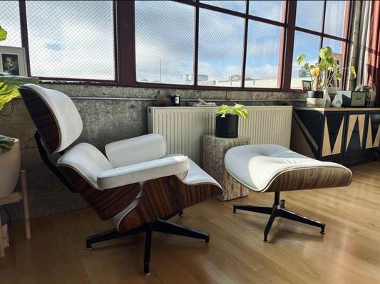 Eames Lounge Chair 