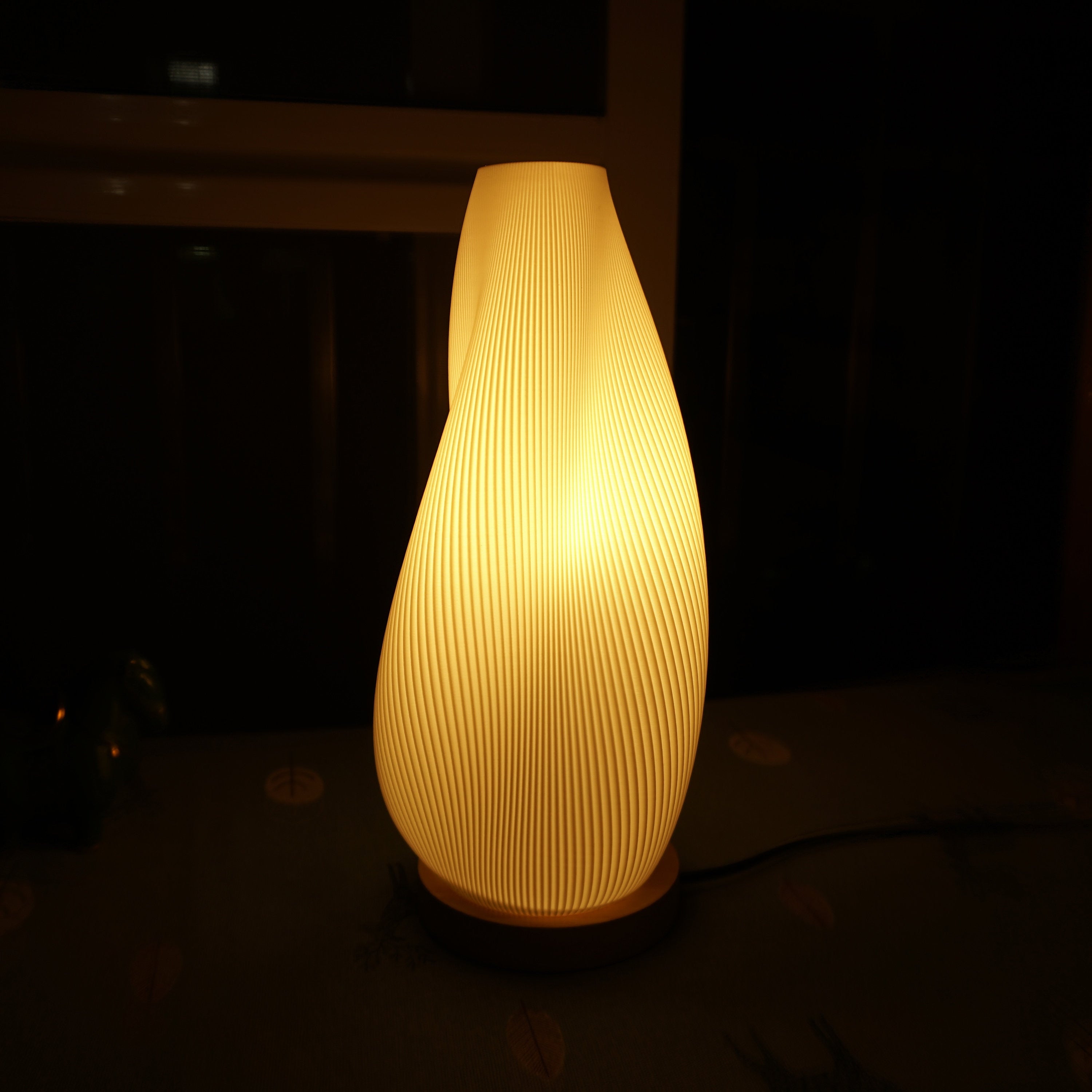 Rétro - French Design Table Lamp